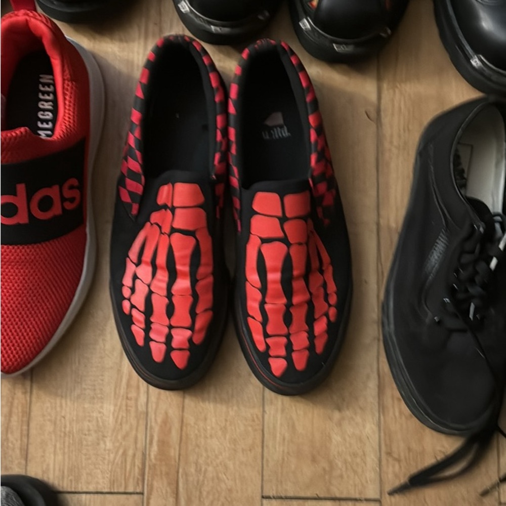 Ecko bones shoes size 10.5